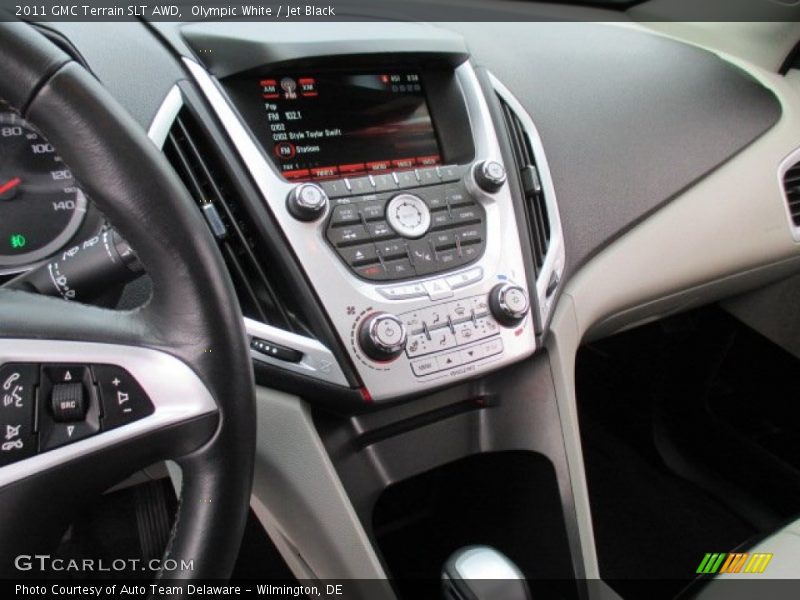 Olympic White / Jet Black 2011 GMC Terrain SLT AWD