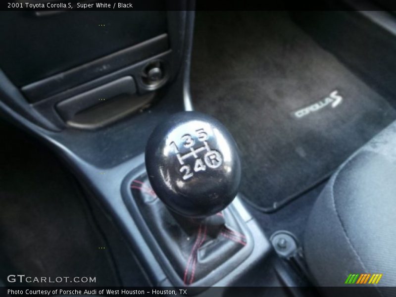 Super White / Black 2001 Toyota Corolla S