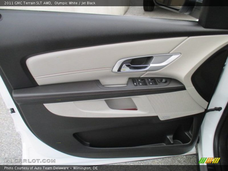 Olympic White / Jet Black 2011 GMC Terrain SLT AWD