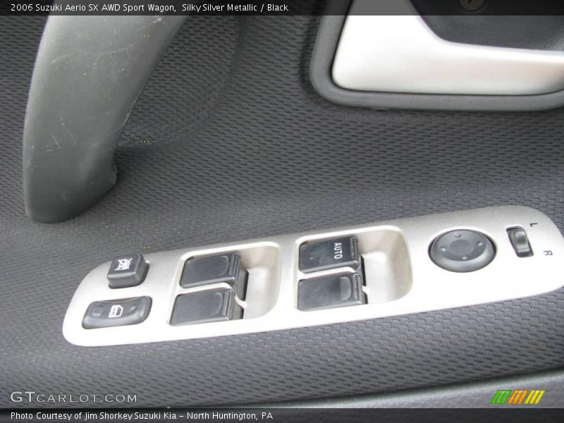 Silky Silver Metallic / Black 2006 Suzuki Aerio SX AWD Sport Wagon