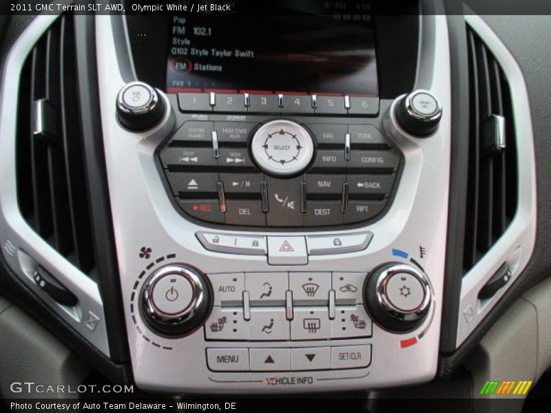 Olympic White / Jet Black 2011 GMC Terrain SLT AWD