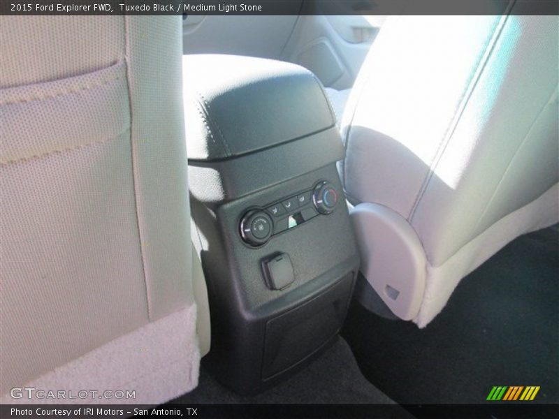Tuxedo Black / Medium Light Stone 2015 Ford Explorer FWD