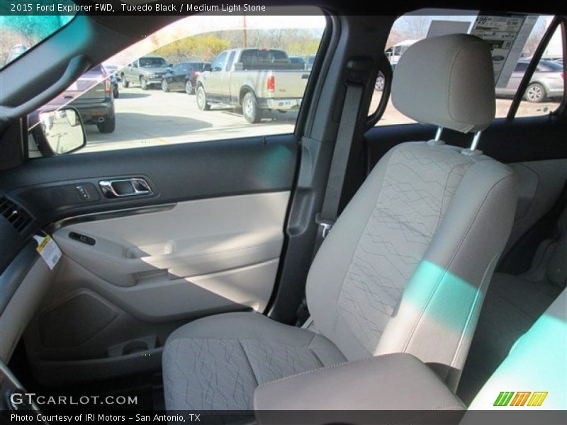 Tuxedo Black / Medium Light Stone 2015 Ford Explorer FWD