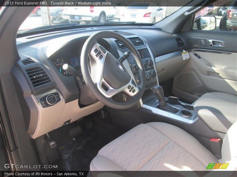 Tuxedo Black / Medium Light Stone 2015 Ford Explorer FWD