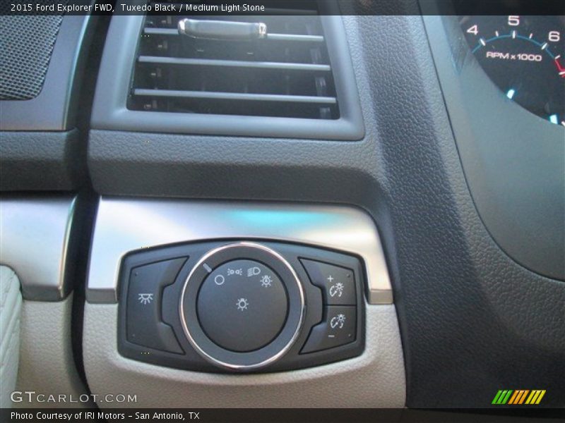 Tuxedo Black / Medium Light Stone 2015 Ford Explorer FWD