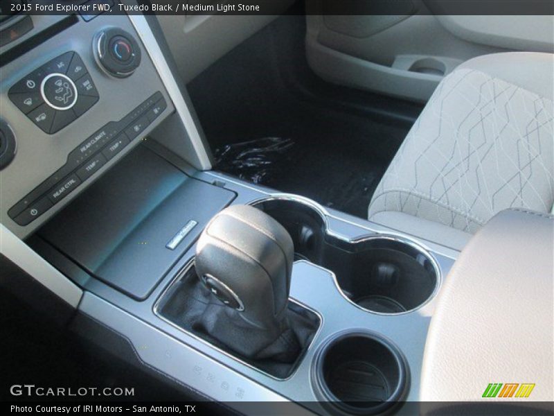 Tuxedo Black / Medium Light Stone 2015 Ford Explorer FWD