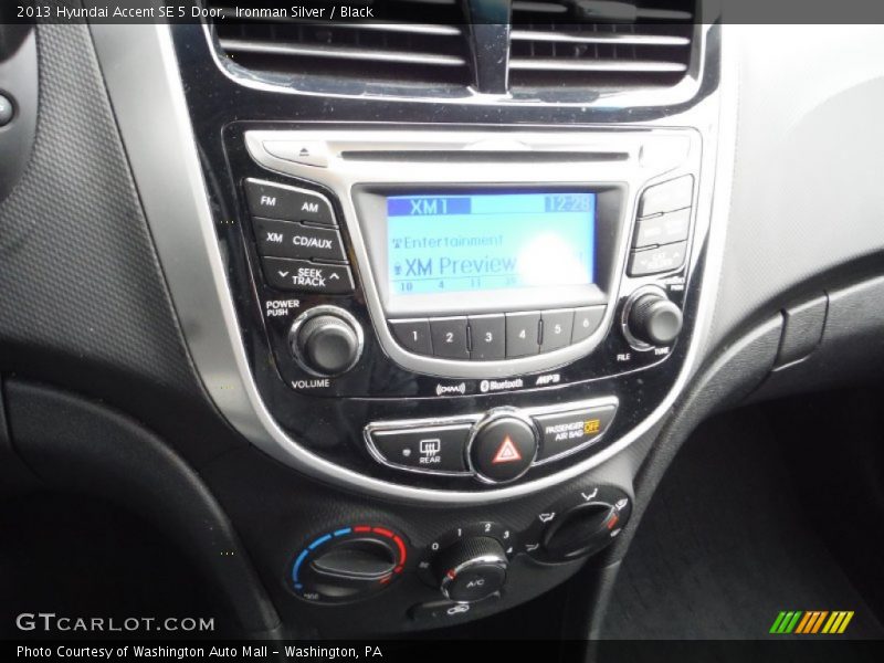 Ironman Silver / Black 2013 Hyundai Accent SE 5 Door