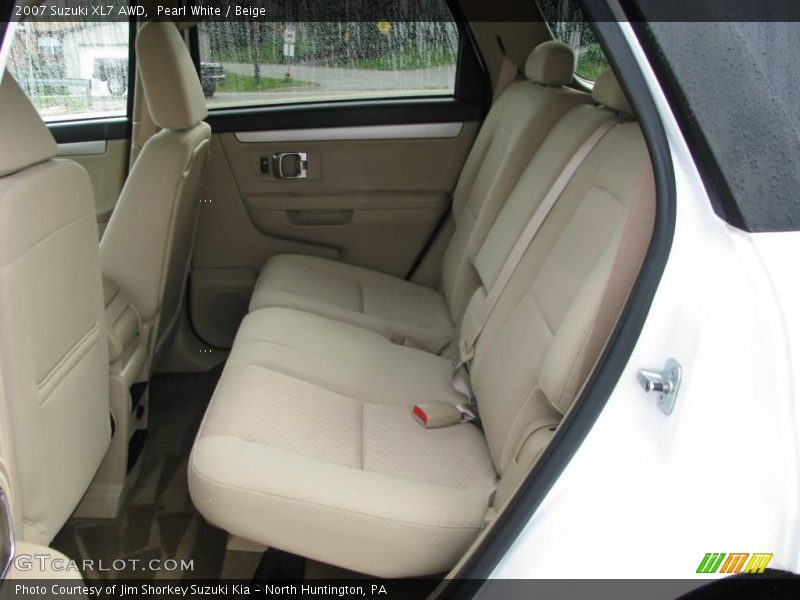 Pearl White / Beige 2007 Suzuki XL7 AWD