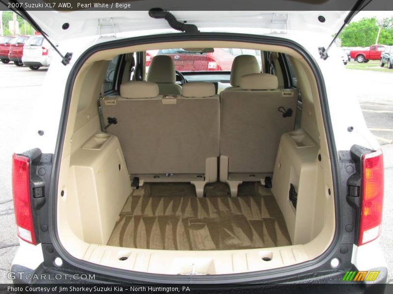 Pearl White / Beige 2007 Suzuki XL7 AWD