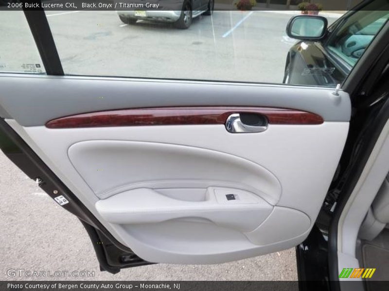 Black Onyx / Titanium Gray 2006 Buick Lucerne CXL