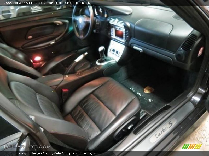 Basalt Black Metallic / Black 2005 Porsche 911 Turbo S