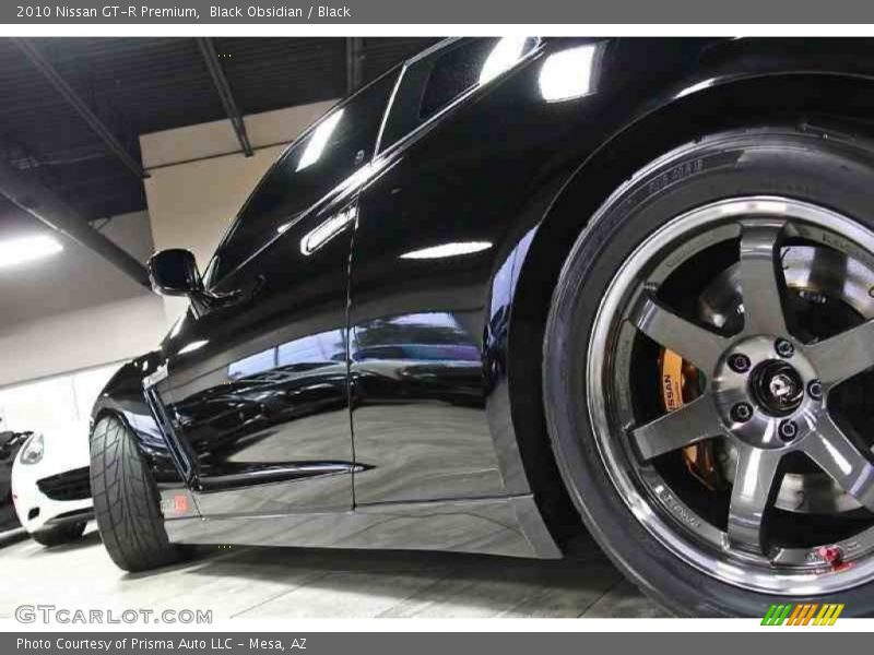 Black Obsidian / Black 2010 Nissan GT-R Premium