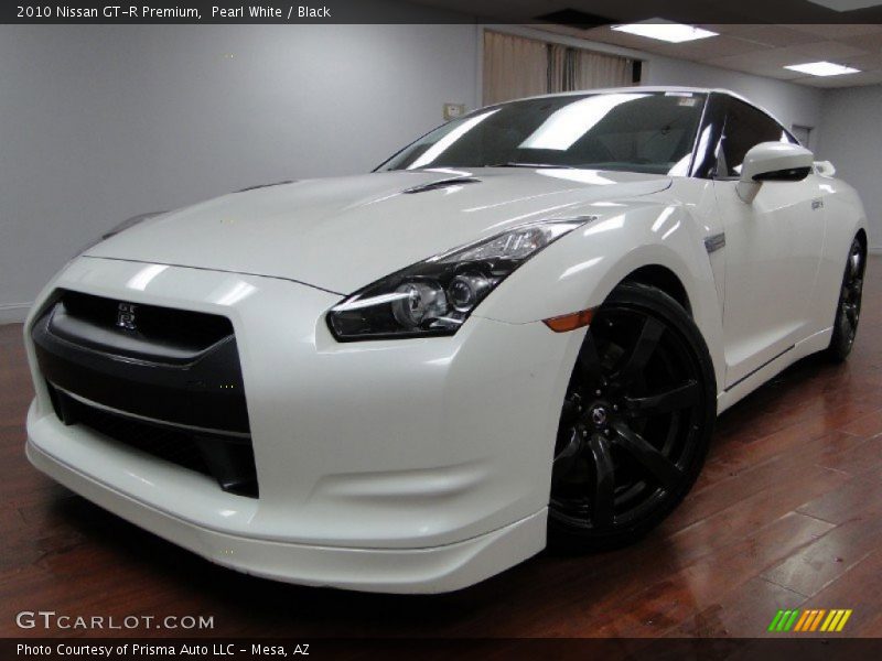 Pearl White / Black 2010 Nissan GT-R Premium