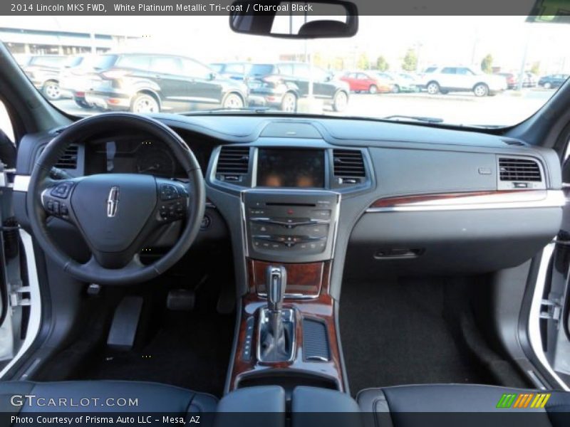 White Platinum Metallic Tri-coat / Charcoal Black 2014 Lincoln MKS FWD