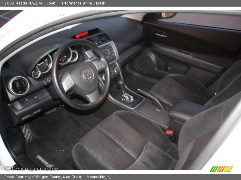 Performance White / Black 2009 Mazda MAZDA6 i Sport
