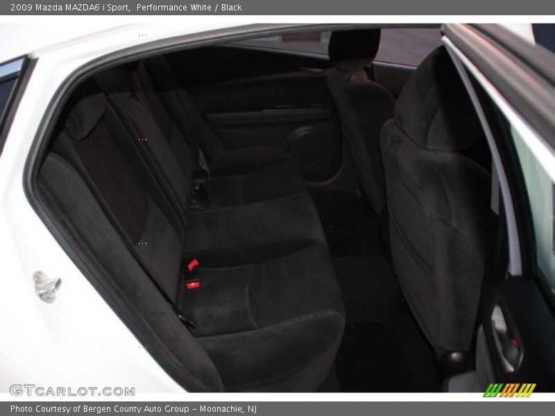 Performance White / Black 2009 Mazda MAZDA6 i Sport