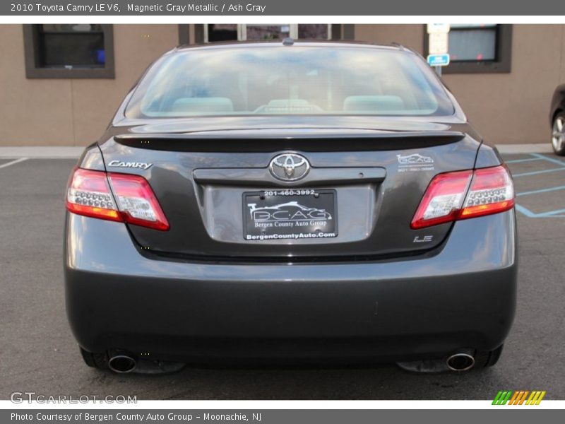 Magnetic Gray Metallic / Ash Gray 2010 Toyota Camry LE V6