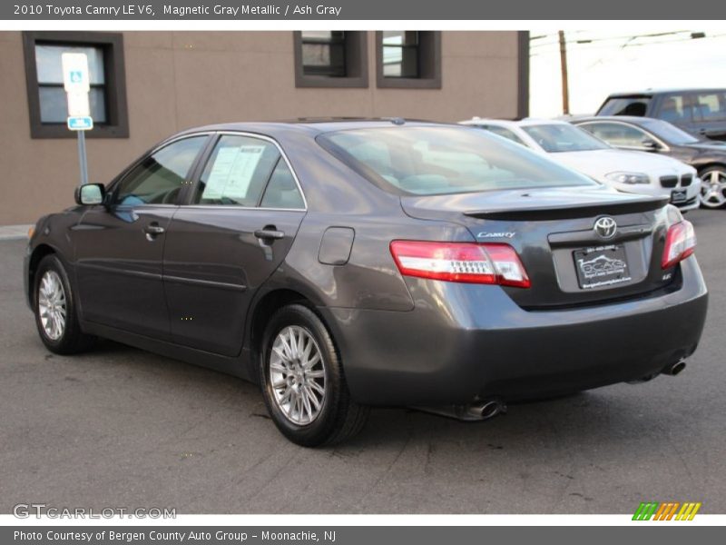 Magnetic Gray Metallic / Ash Gray 2010 Toyota Camry LE V6