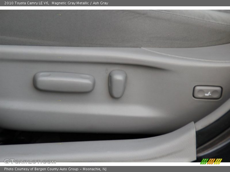 Magnetic Gray Metallic / Ash Gray 2010 Toyota Camry LE V6