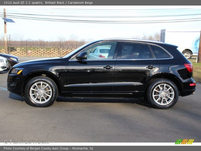 Brilliant Black / Cardamom Beige 2010 Audi Q5 3.2 quattro