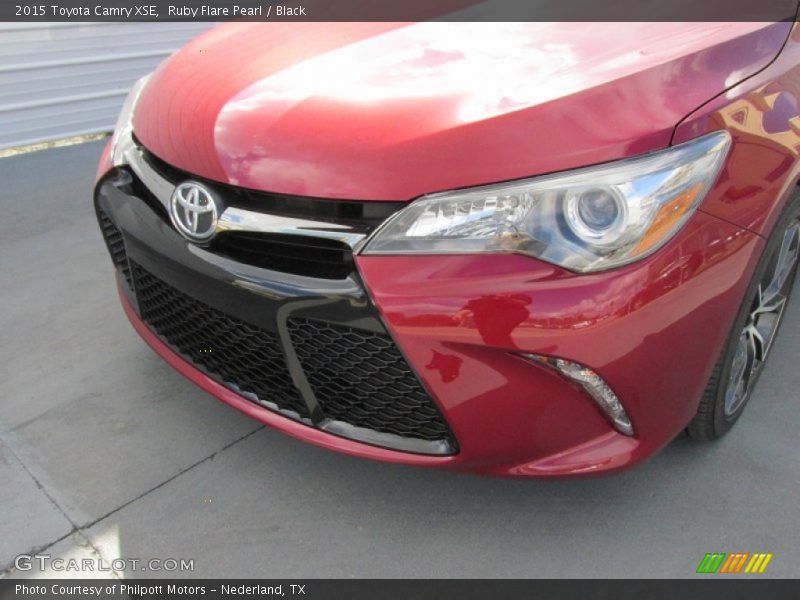 Ruby Flare Pearl / Black 2015 Toyota Camry XSE