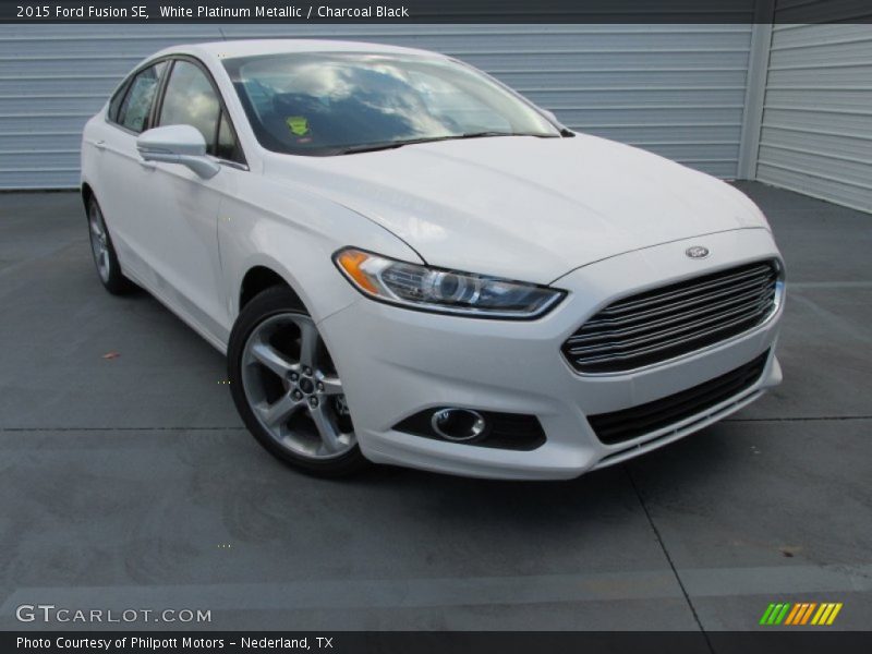 White Platinum Metallic / Charcoal Black 2015 Ford Fusion SE