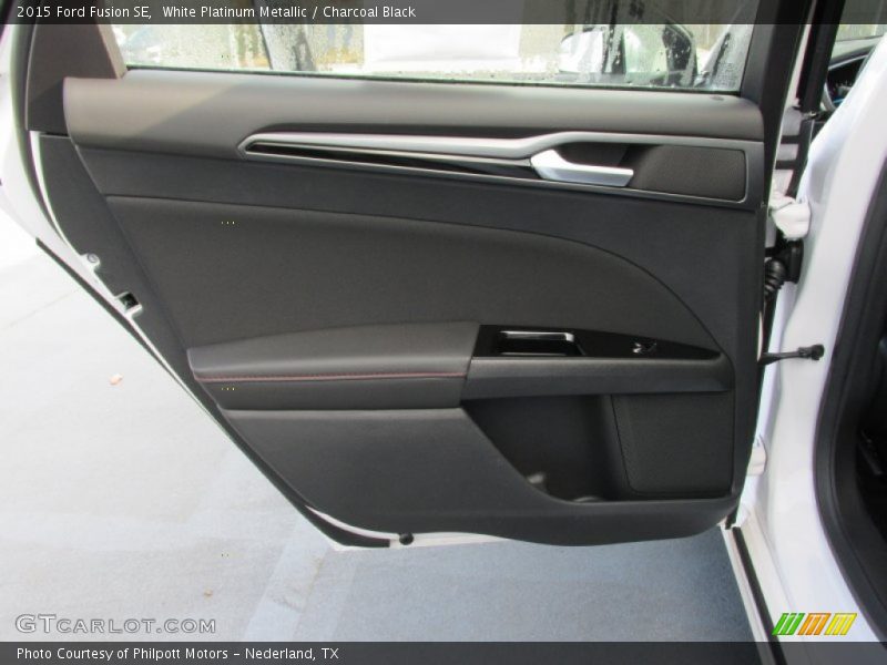 White Platinum Metallic / Charcoal Black 2015 Ford Fusion SE