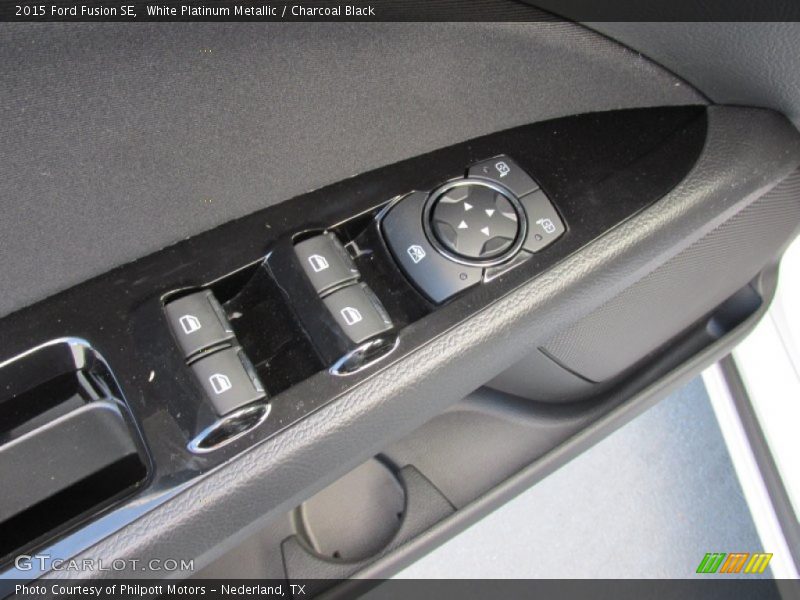 White Platinum Metallic / Charcoal Black 2015 Ford Fusion SE
