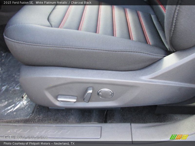 White Platinum Metallic / Charcoal Black 2015 Ford Fusion SE