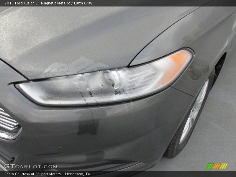 Magnetic Metallic / Earth Gray 2015 Ford Fusion S