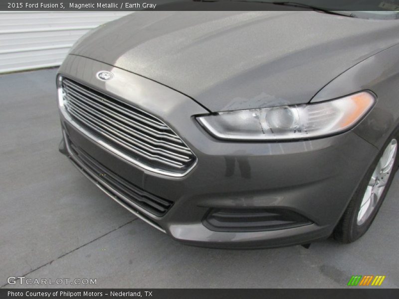 Magnetic Metallic / Earth Gray 2015 Ford Fusion S