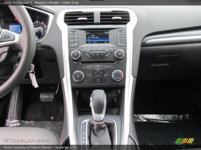 Magnetic Metallic / Earth Gray 2015 Ford Fusion S