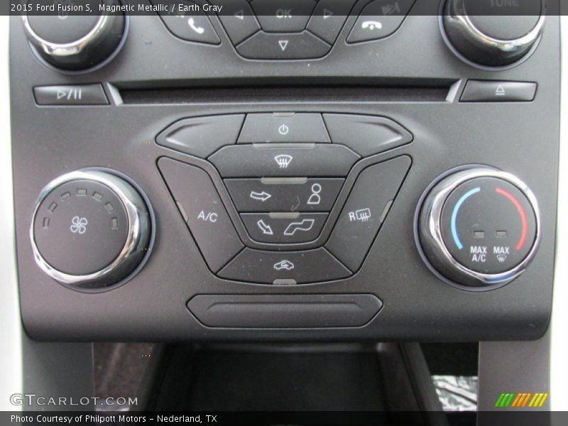 Magnetic Metallic / Earth Gray 2015 Ford Fusion S