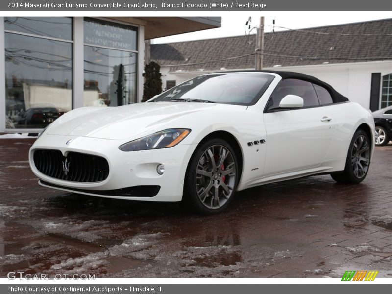 Front 3/4 View of 2014 GranTurismo Convertible GranCabrio
