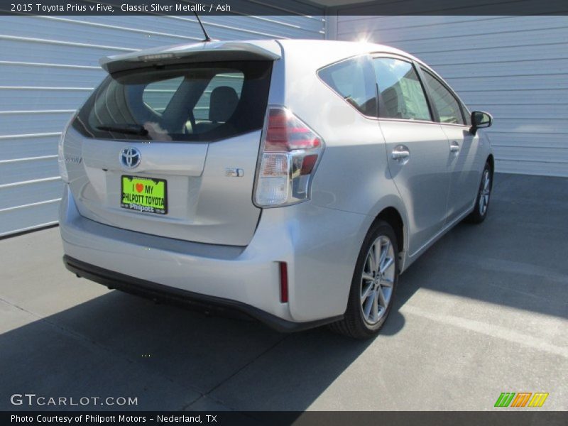 Classic Silver Metallic / Ash 2015 Toyota Prius v Five