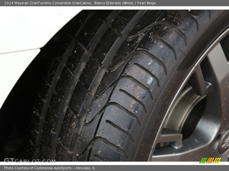 Bianco Eldorado (White) / Pearl Beige 2014 Maserati GranTurismo Convertible GranCabrio