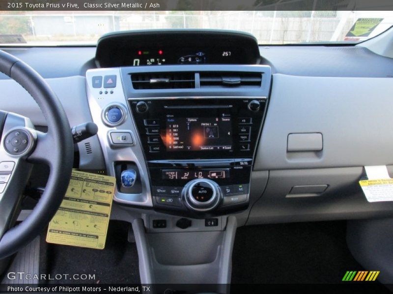 Controls of 2015 Prius v Five