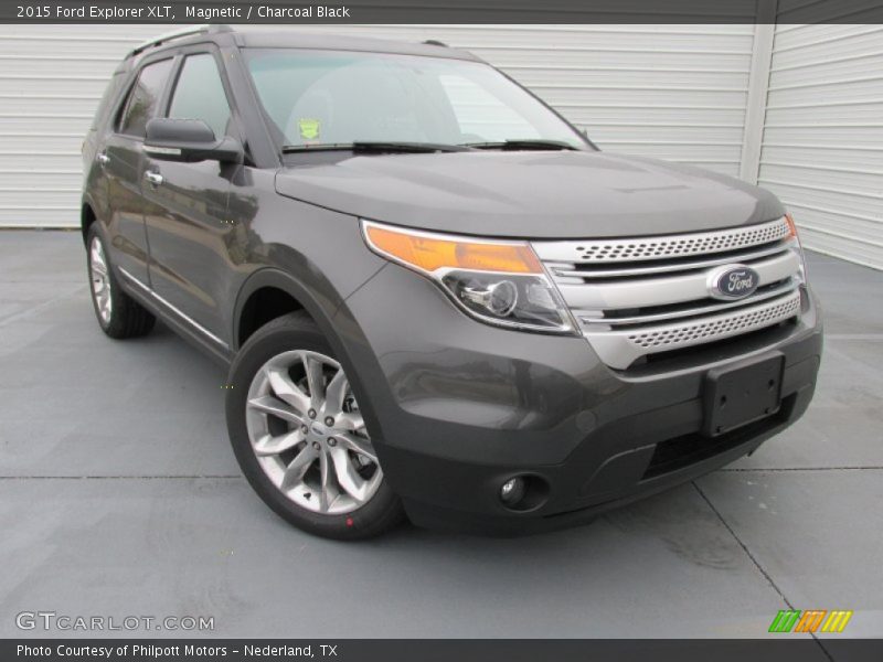 Magnetic / Charcoal Black 2015 Ford Explorer XLT