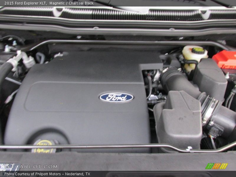 Magnetic / Charcoal Black 2015 Ford Explorer XLT