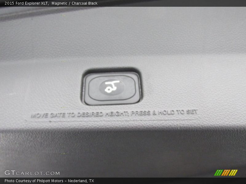 Magnetic / Charcoal Black 2015 Ford Explorer XLT