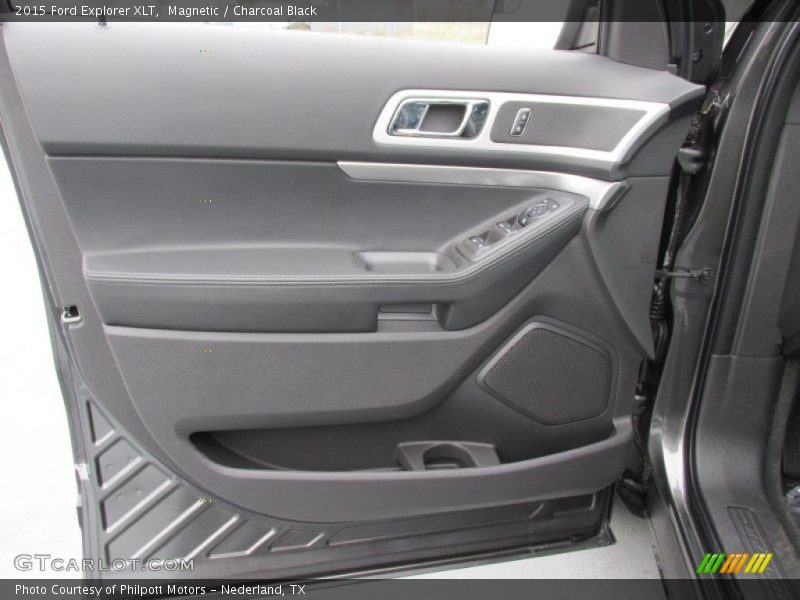 Magnetic / Charcoal Black 2015 Ford Explorer XLT