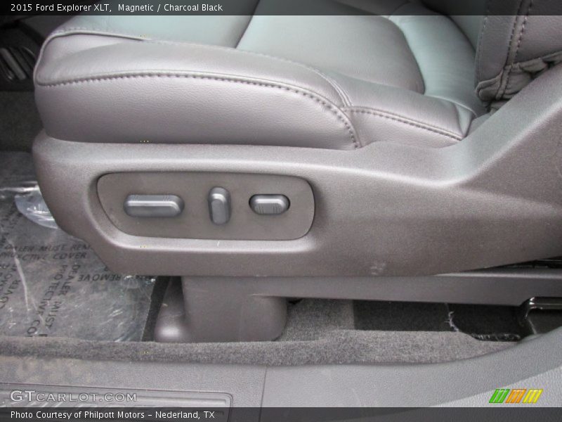 Magnetic / Charcoal Black 2015 Ford Explorer XLT