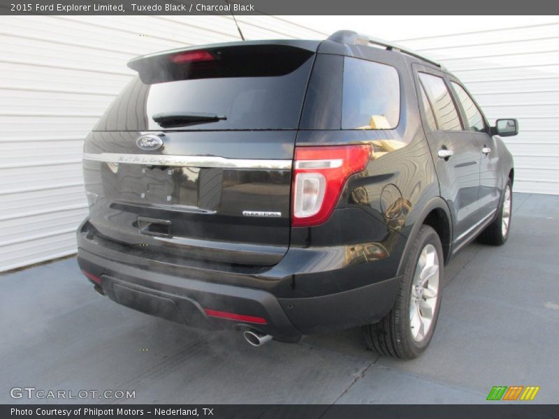 Tuxedo Black / Charcoal Black 2015 Ford Explorer Limited