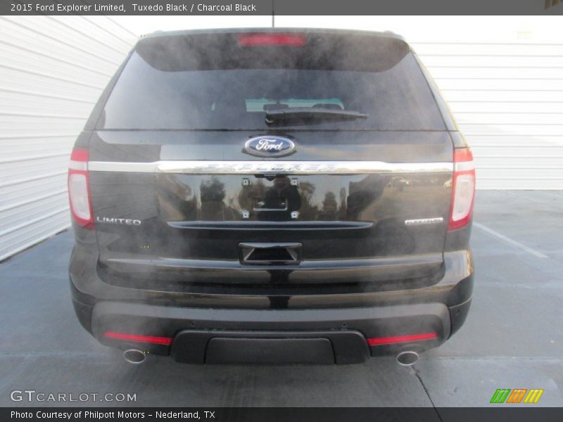 Tuxedo Black / Charcoal Black 2015 Ford Explorer Limited
