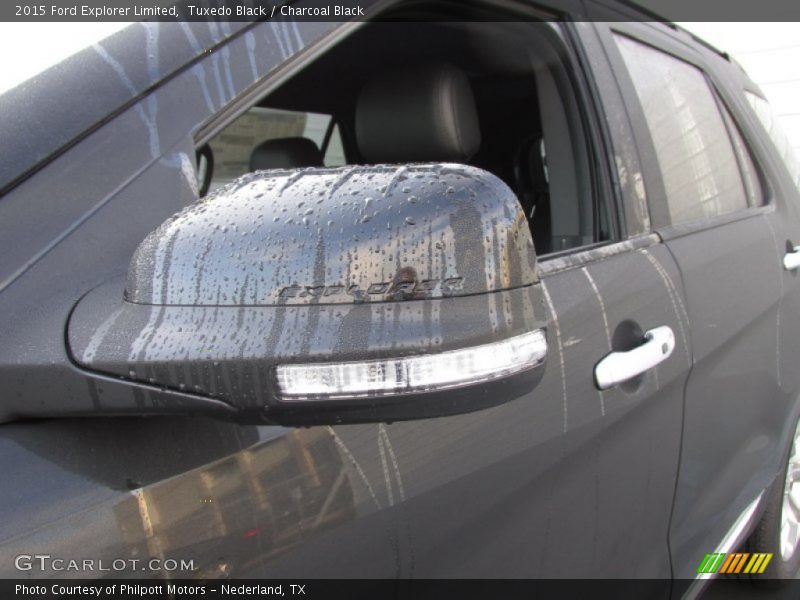 Tuxedo Black / Charcoal Black 2015 Ford Explorer Limited