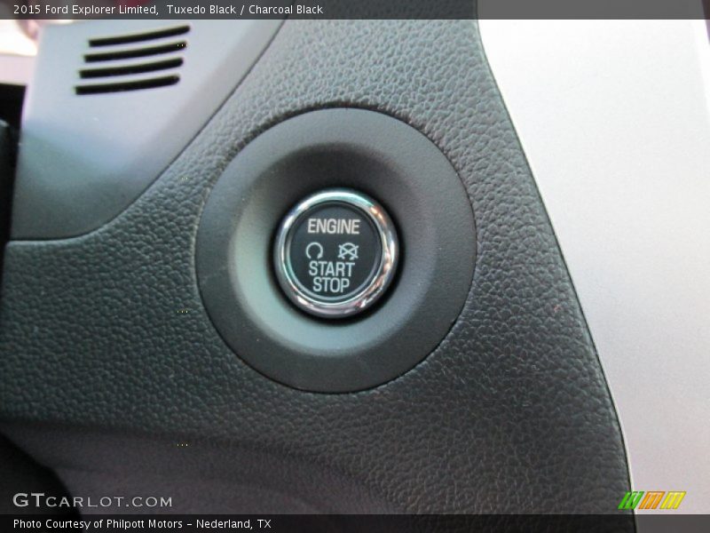 Tuxedo Black / Charcoal Black 2015 Ford Explorer Limited