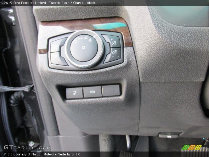 Tuxedo Black / Charcoal Black 2015 Ford Explorer Limited