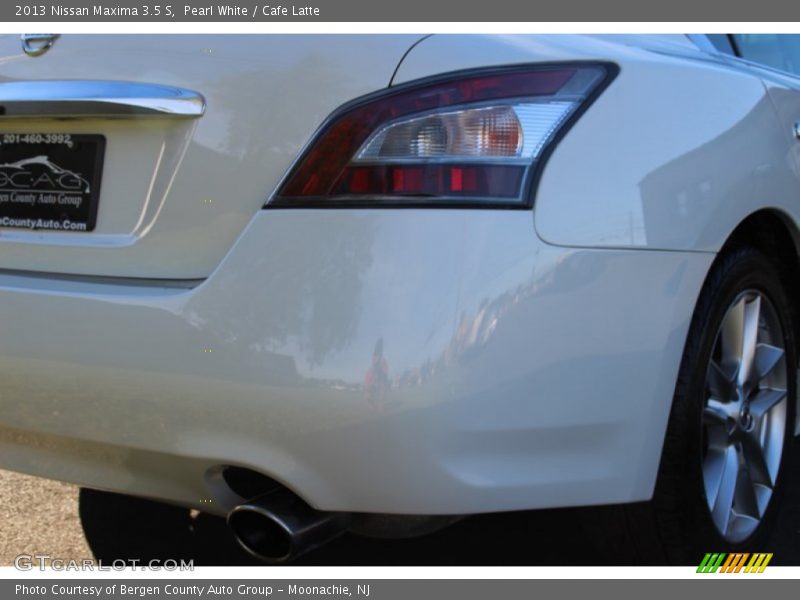 Pearl White / Cafe Latte 2013 Nissan Maxima 3.5 S