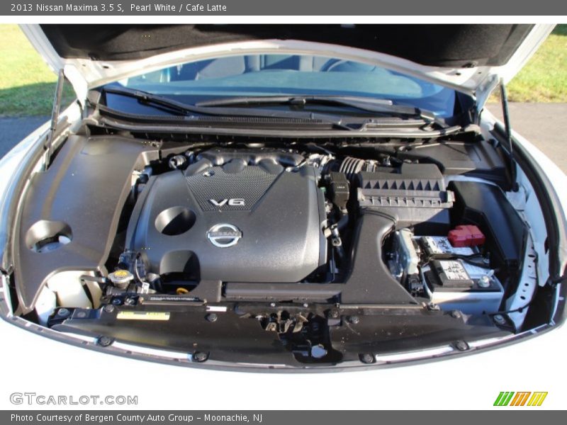 Pearl White / Cafe Latte 2013 Nissan Maxima 3.5 S