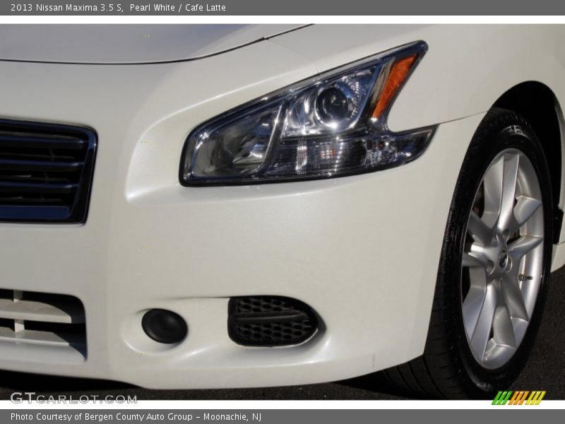Pearl White / Cafe Latte 2013 Nissan Maxima 3.5 S